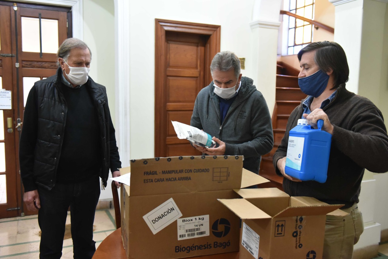 La AGA donó al municipio productos para tareas de desinfección