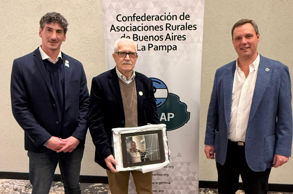 Eizaguirre: “La misión de Carbap está grabada en piedra”