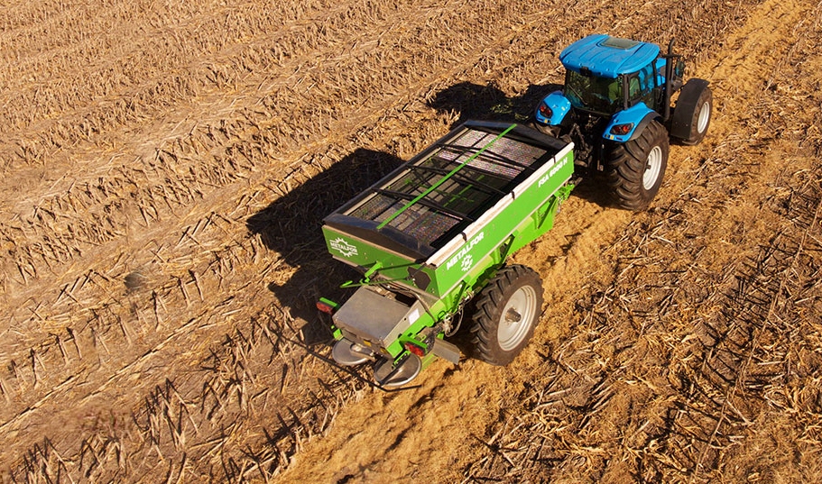 Mercado electrónico y maquinaria agrícola: en el lugar indicado en el momento justo